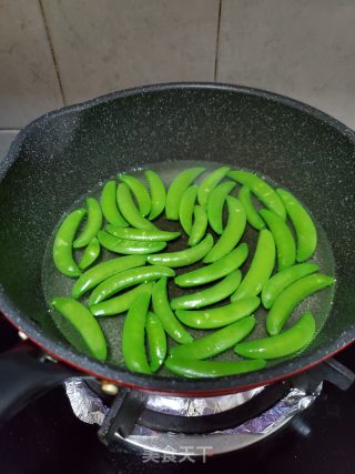蒜香甜豆的做法步骤：5