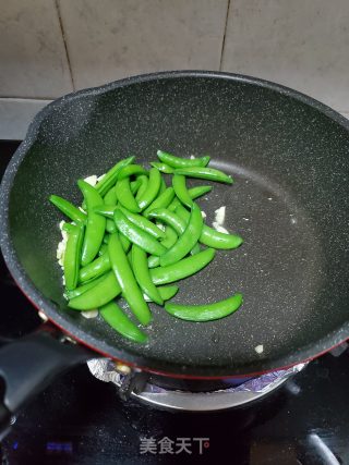 蒜香甜豆的做法步骤：8