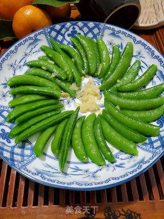 蒜香甜豆的做法步骤：10