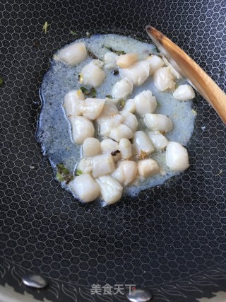 鲜贝滑蛋的做法步骤：10