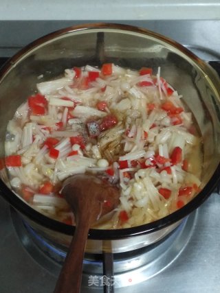 金针菇浇芋头山药的做法步骤：6