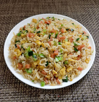 包菜火腿蛋炒饭的做法步骤：9