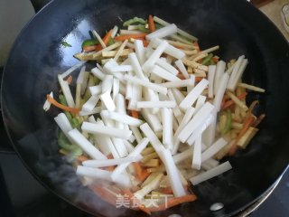 苤蓝鸭蛋炒年糕的做法步骤：6