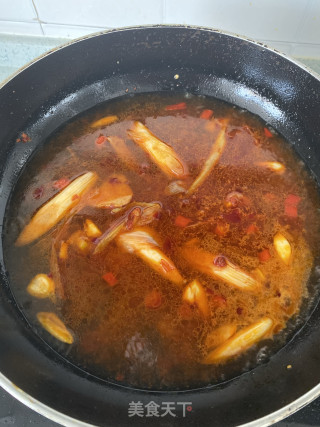 麻辣烤鱼的做法步骤：9