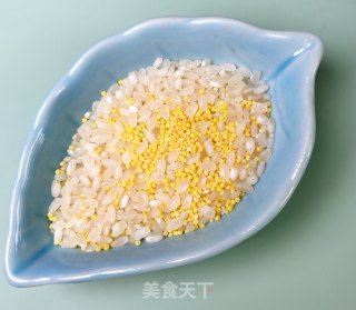 鲜虾时蔬粥的做法步骤：1
