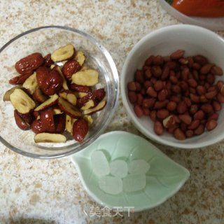 南瓜花生红枣豆浆的做法步骤：3