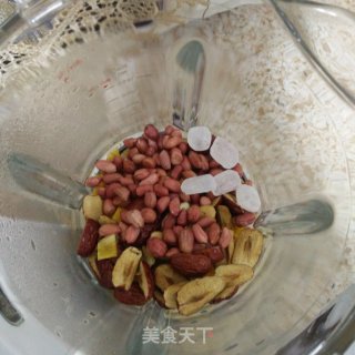 南瓜花生红枣豆浆的做法步骤：4