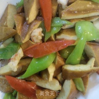 豆干炒尖椒的做法步骤：8