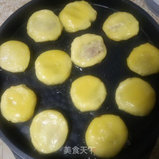 煎东北粘豆包的做法步骤：7