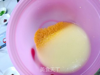 海参小米粥的做法步骤：2
