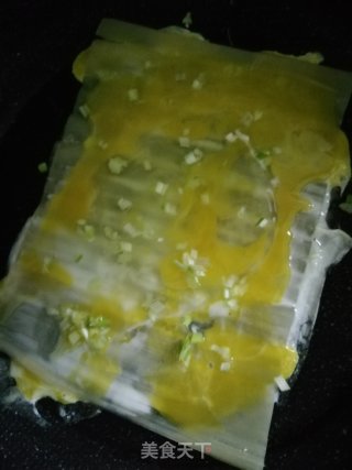 烤冷面的做法步骤：3
