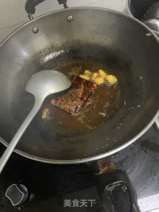 麻辣鱼块的做法步骤：2