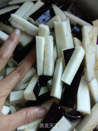 不用炸的茄子的做法步骤：1