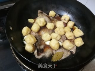 油豆腐烧大排的做法步骤：7
