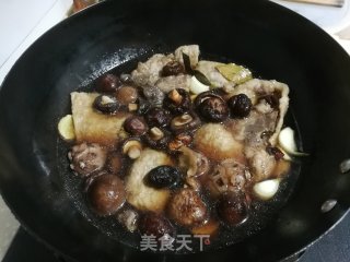香菇炖大排的做法步骤：8