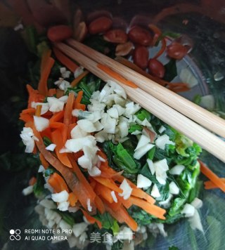 花生米拌菠菜的做法步骤：4