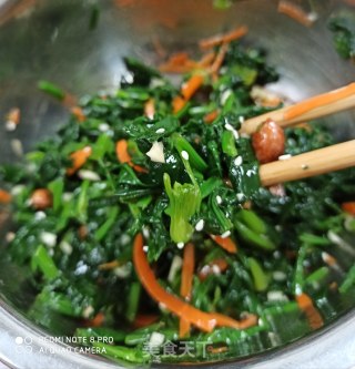 花生米拌菠菜的做法步骤：5