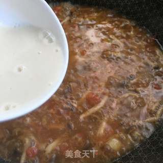 酸辣菌菇虾仁汤的做法步骤：9