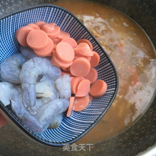 酸辣菌菇虾仁汤的做法步骤：10
