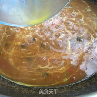 酸辣菌菇虾仁汤的做法步骤：11