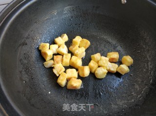 炒金银馒头的做法步骤：4