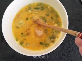 虾仁滑蛋的做法步骤：4
