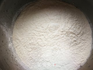 紫薯豆浆馒头的做法步骤：1