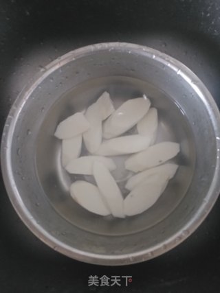 营养排骨汤的做法步骤：4