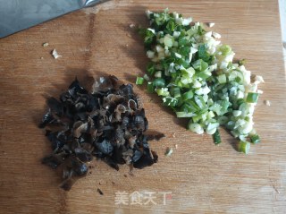 香菇鸡肉黄金饺的做法步骤：8