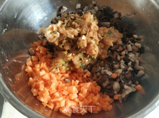 香菇鸡肉黄金饺的做法步骤：13