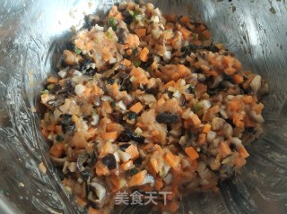 香菇鸡肉黄金饺的做法步骤：14