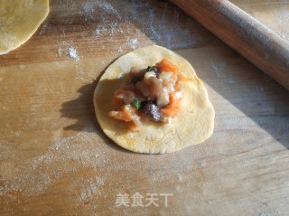 香菇鸡肉黄金饺的做法步骤：20