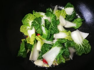 黄心菜炒卤豆腐的做法步骤：5