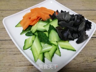 炒时蔬的做法步骤：2