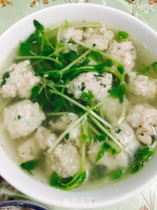 冬日香菜丸子暖汤的做法步骤：3