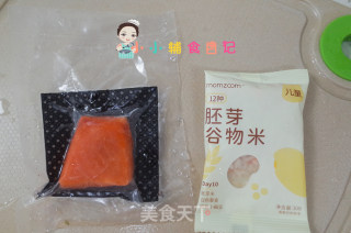 10个月以上三文鱼软烂饭的做法步骤：1