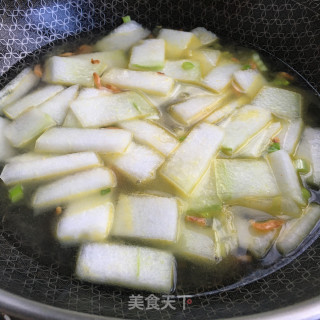 金钩海米冬瓜汤的做法步骤：5