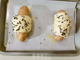 热狗卷的做法步骤：6
