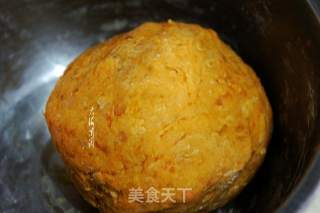 红薯米饭饼的做法步骤：2