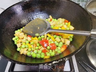 酸辣豌豆炒藕丁的做法步骤：7