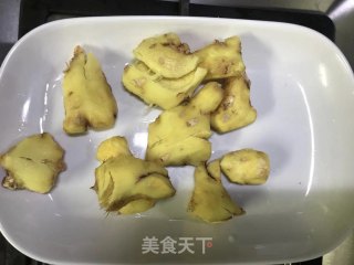 猪脚姜醋的做法步骤：4