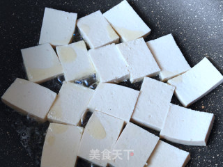 春韭炒豆腐的做法步骤：2