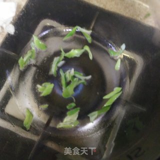 紫菜蛋花汤的做法步骤：1