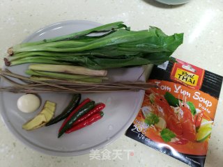 冬阴功汤的做法步骤：3