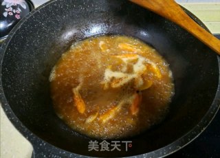 冬阴功汤的做法步骤：5