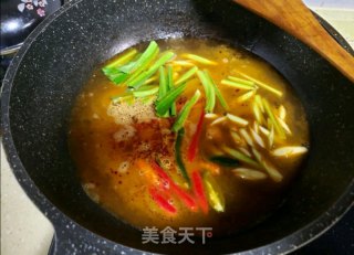 冬阴功汤的做法步骤：6