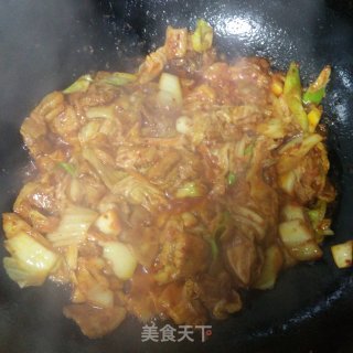 辣白菜炒五花肉的做法步骤：8