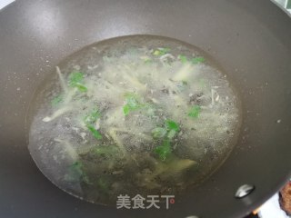 虾皮肉丸冬瓜汤的做法步骤：8