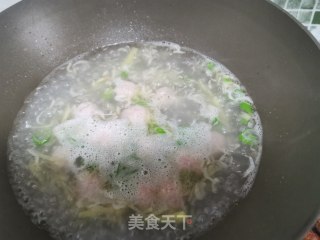 虾皮肉丸冬瓜汤的做法步骤：9