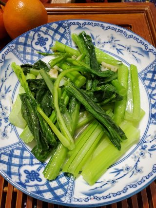 蒜片炒迟菜心的做法步骤：7